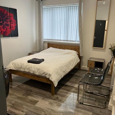 Zams Rooms Stoke-on-Trent Екстер'єр фото