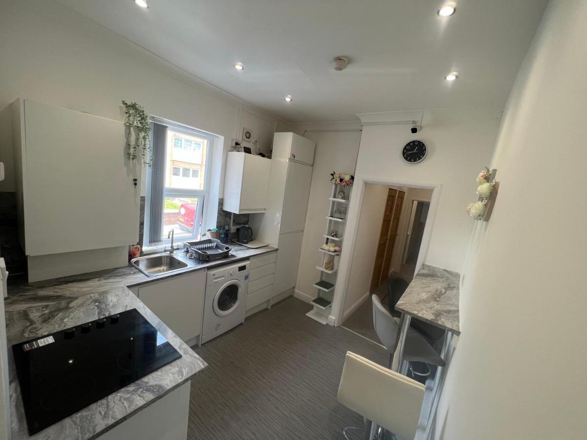Zams Rooms Stoke-on-Trent Екстер'єр фото