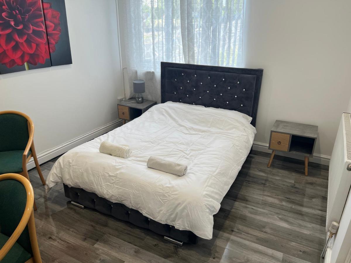Zams Rooms Stoke-on-Trent Екстер'єр фото