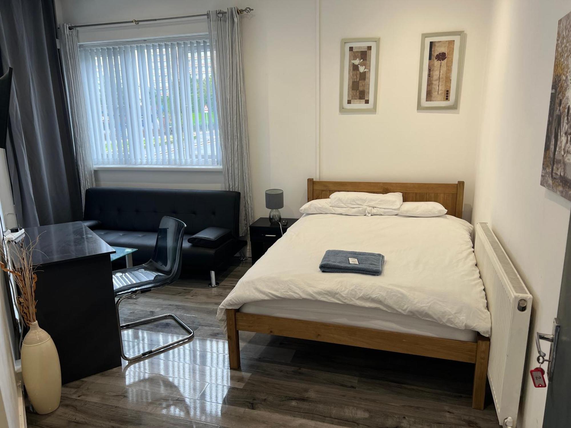 Zams Rooms Stoke-on-Trent Екстер'єр фото
